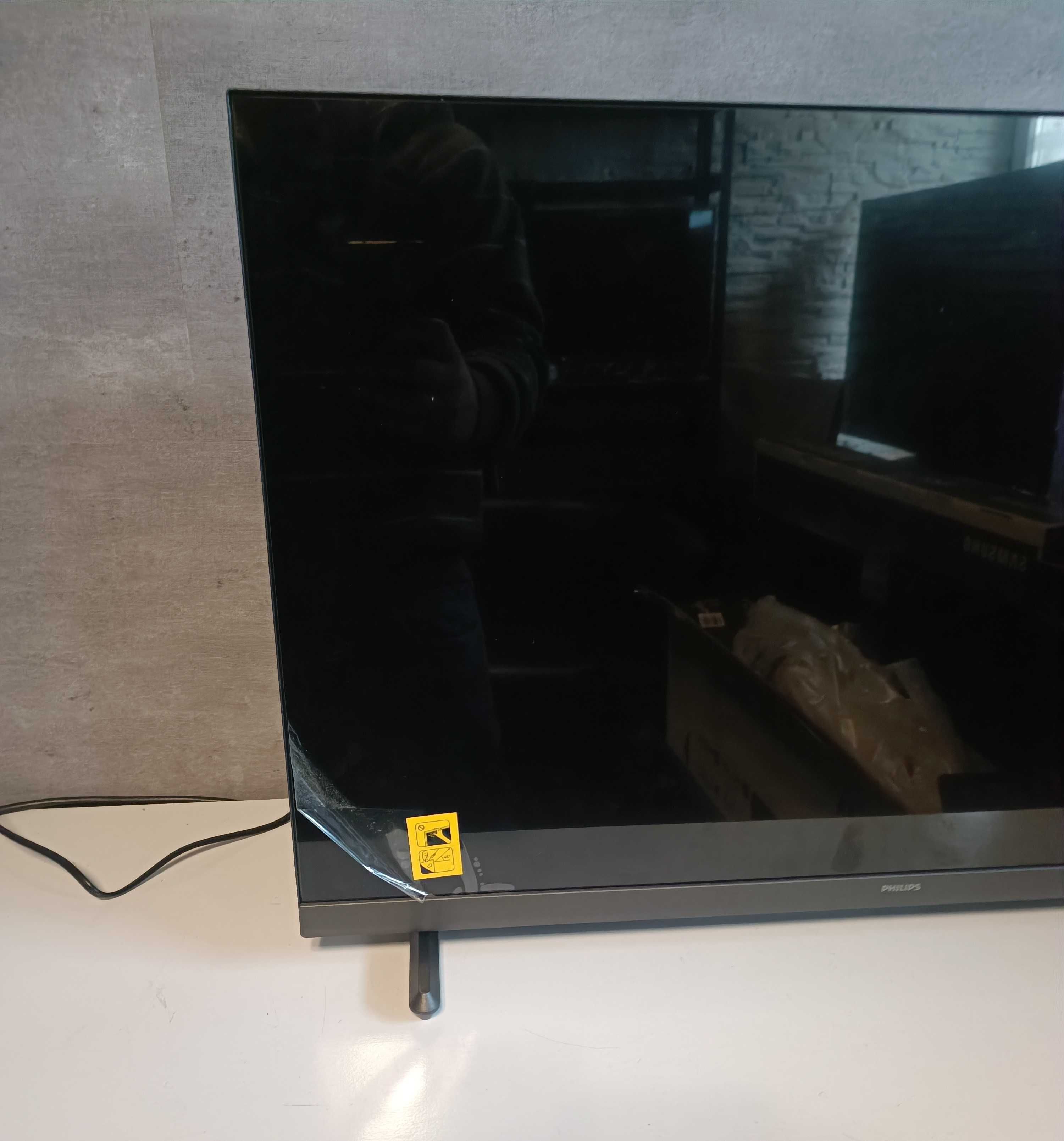 32 Cali TV Philips LED HDR Android TV DVB-T2 Hevc + Upominek + Kupon +