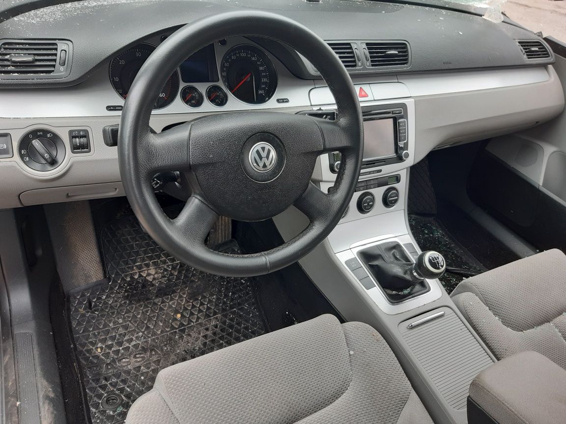 Mechanizm wycieraczek przód Vw Passat B6 08r eu