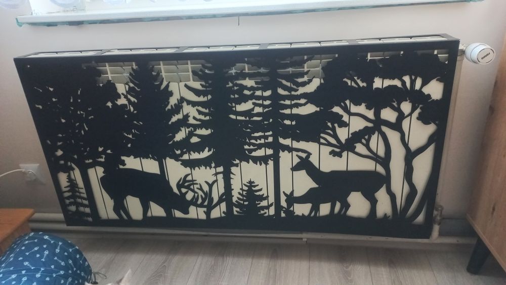 Maskownica osłona grzejnika 120x60 metalowa kolor czarny motyw lasu