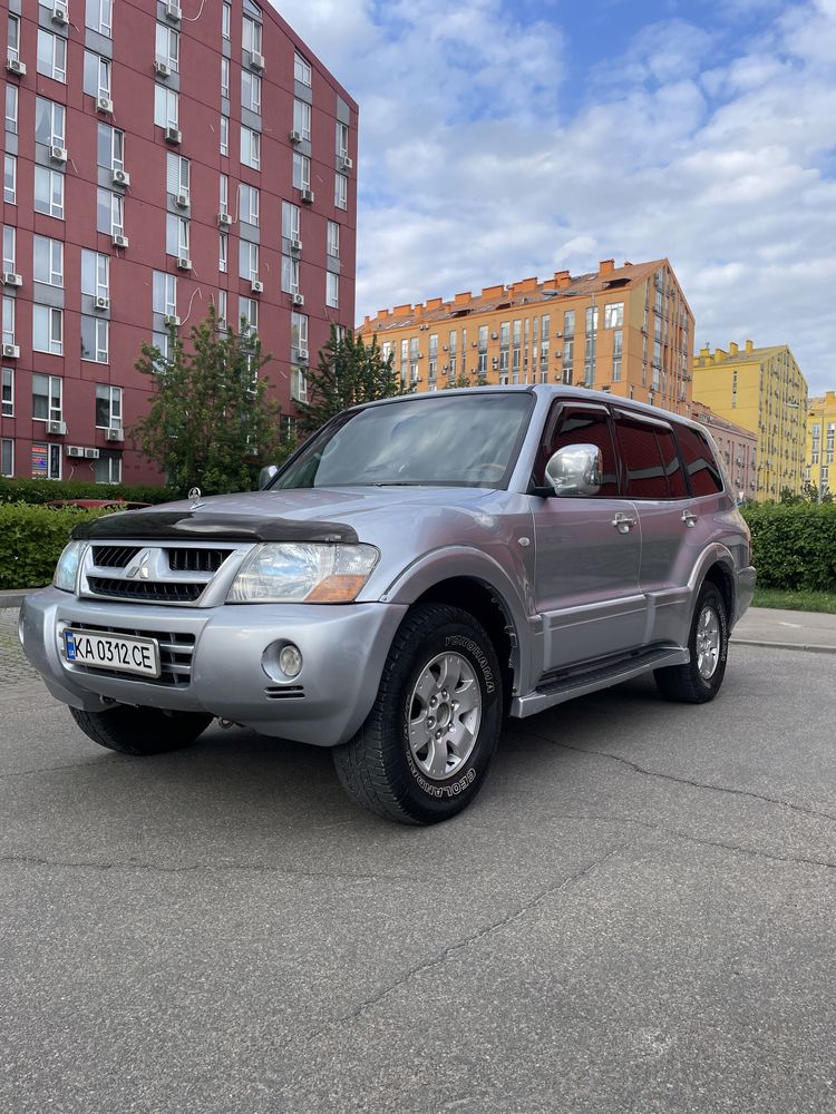 Mitsubishi Pajero Wagon