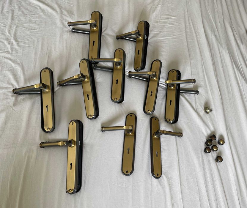 Conjunto de 9 pares de puxadores de porta vintage