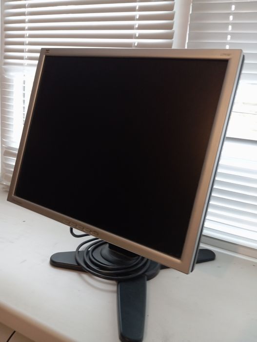 Монітор ViewSonik 19" 450 грв робочий