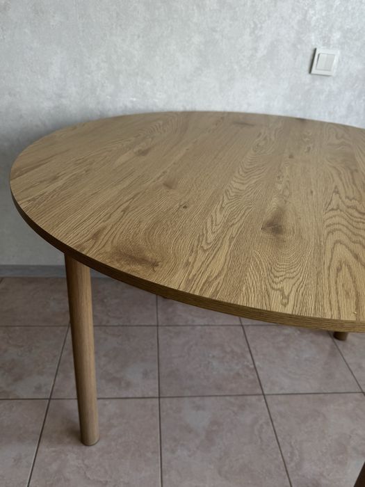 Стіл кухонний круглий