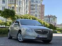 Opel Insignia 2010 2.0 Turbo. 220 к.с.,