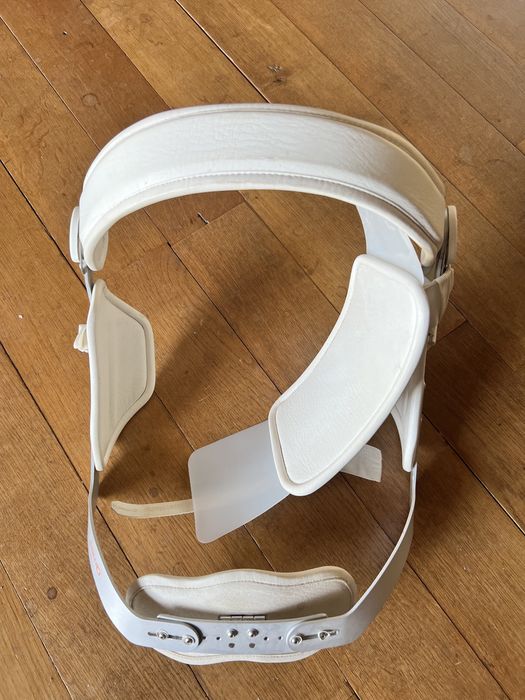 Qmed gorset ortopedyczny na kręgosłup