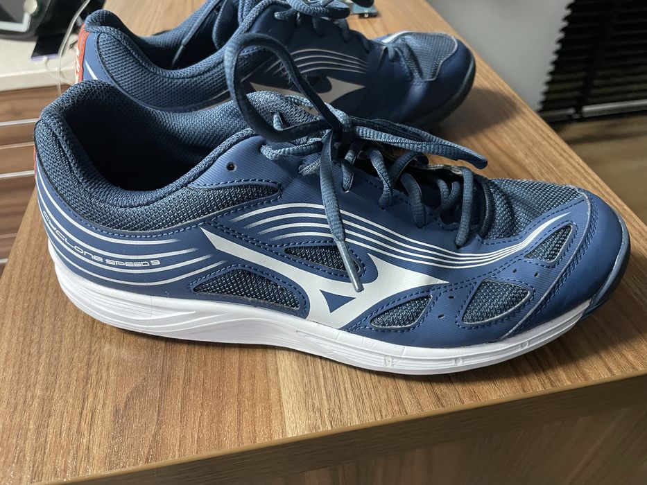 Buty do siatkówki Mizuno