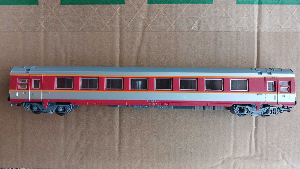Comboio Jouef Capitol - locomotiva CC 6505 4 carruagens, ótimo estado