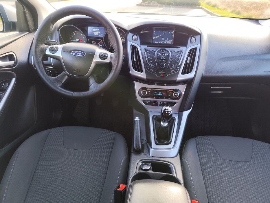 FORD FOCUS MK3 ,Super stan ,Zadbany,Klima,Navi, Ledy
