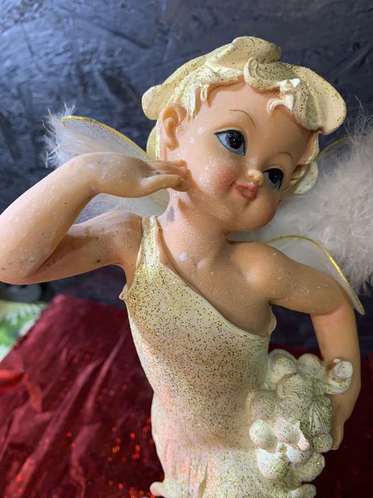 Ангел, Уцінка статуетка