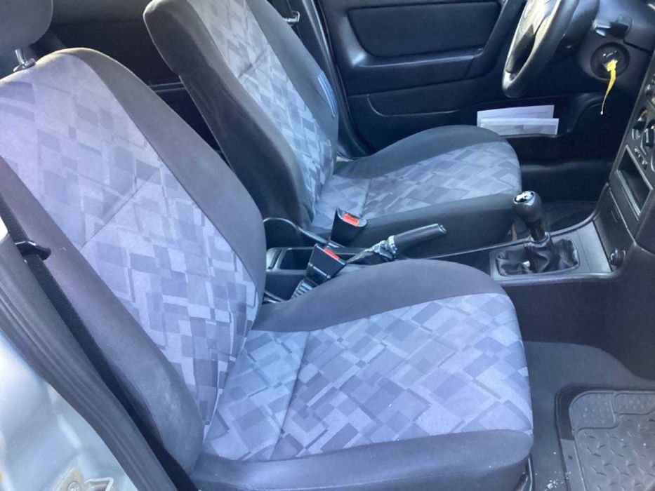 Astra ano 2000 - BARATO