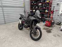 Honda CRF 1100 Africa Twin uszkodzona