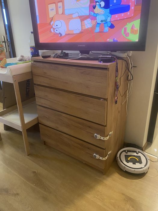 Oddam komode za darmo