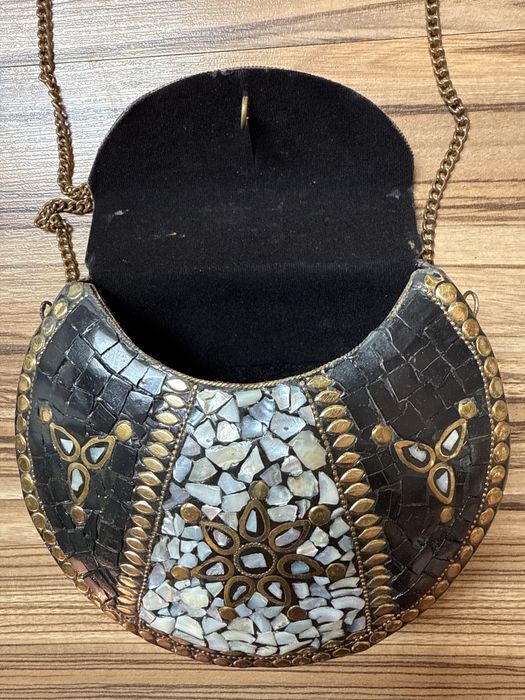 Manufaktura recznie wykonana torebka z mosiądzu i masy perlowej