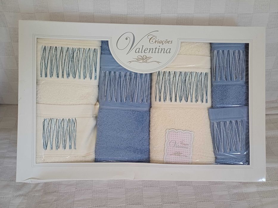 Conjunto de toalhas de WC