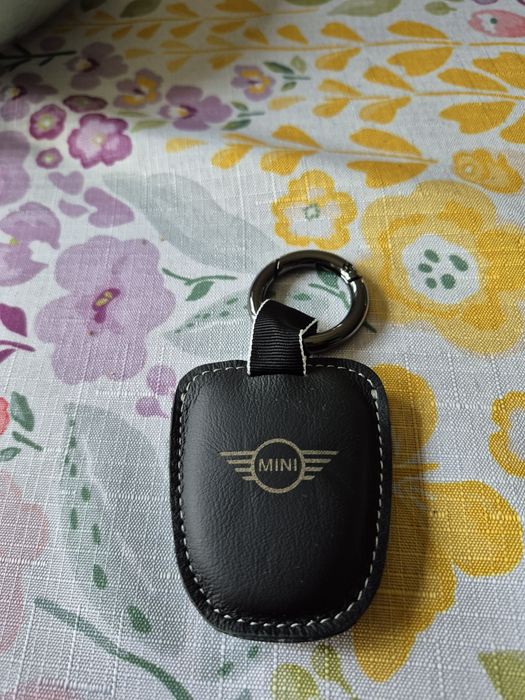 Brelok Mini FindMate Lokalizator Bluetooth