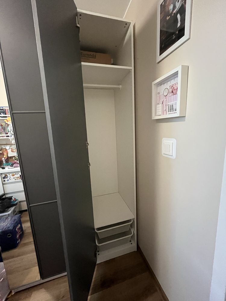 Dwie szafy ikea pax