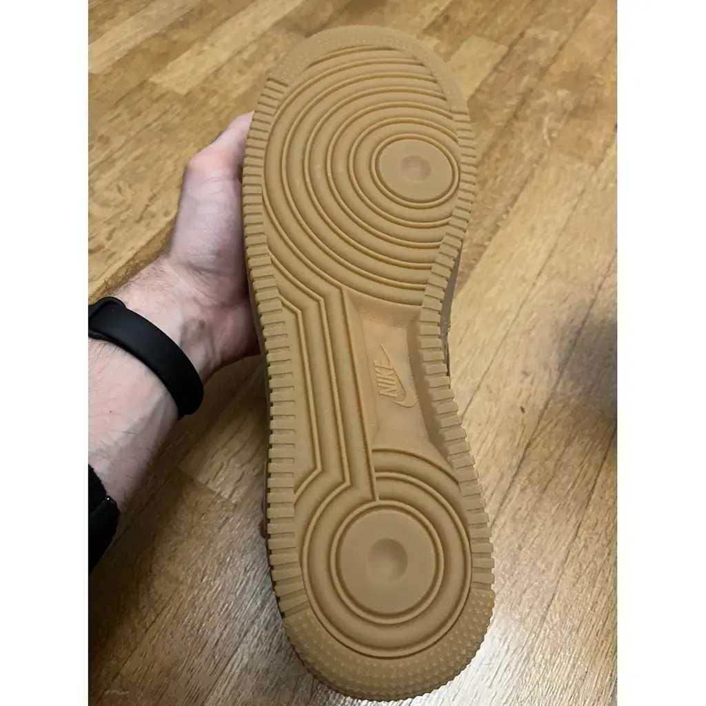 Nike Air Force 1 Low SP Idealne połączenie klasyki i luksusu (EUR)38.5
