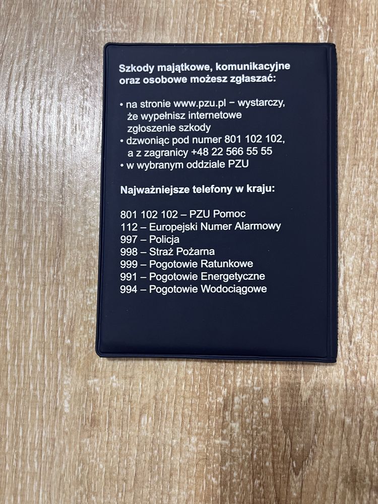Etui na dokumenty z logo PZU nowe