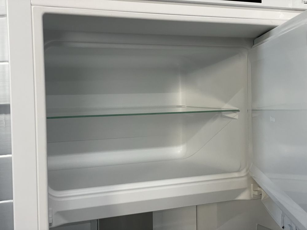 Premium! Вбудований холодильник Miele K7748 Однодверний! Вітрина