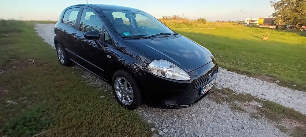 Fiat Grande Punto  1.2 benzyna klima alu ładny stan bez korozji opłaco