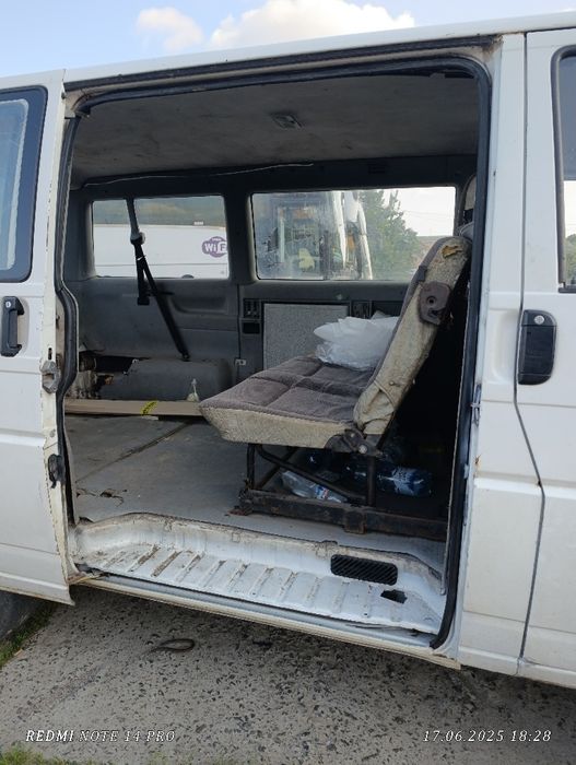 Фольксваген т4 на повному ходу