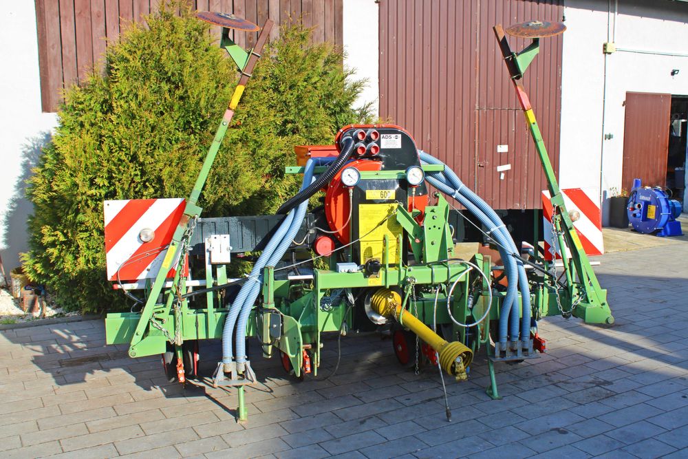 Siewnik do kukurydzy talerzowy NODET Super Stan Transport