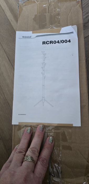 Biały drewniany wolnostojacy wieszak , stojak na ubrania,  Super cena