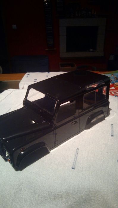 Body 1:18 Land Rover Defender 90