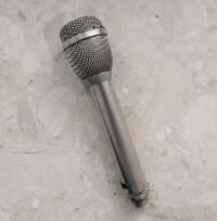 Mikrofon (zepsuty)