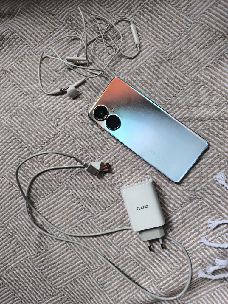 Tecno Camon 19 Pro 8/128GB Polar Blue