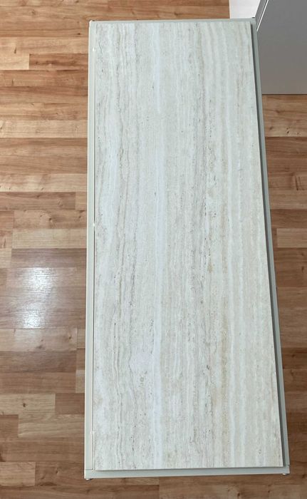 Mebel konsola / Konsola meblowa o wymiarze 76x30x76 w kolorze beżowym