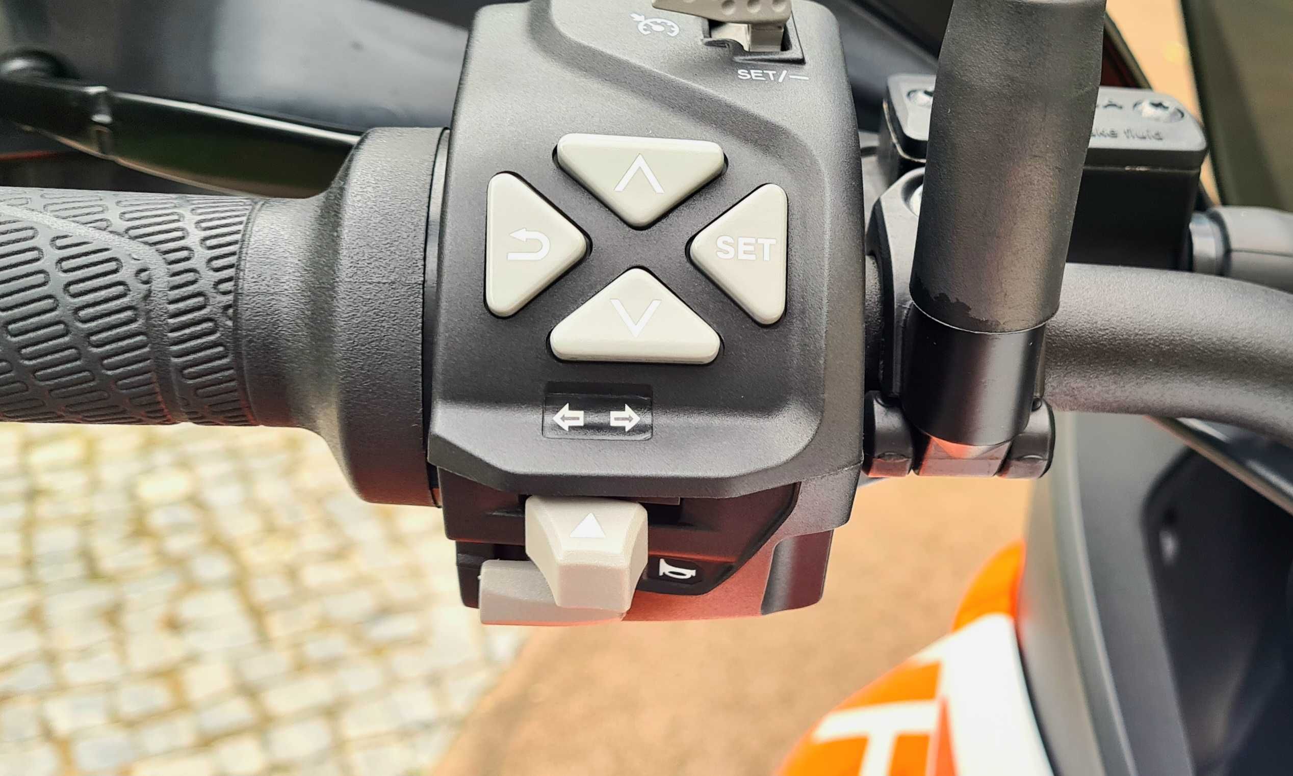 KTM 1290 Super Adventure S (Aceito retoma)