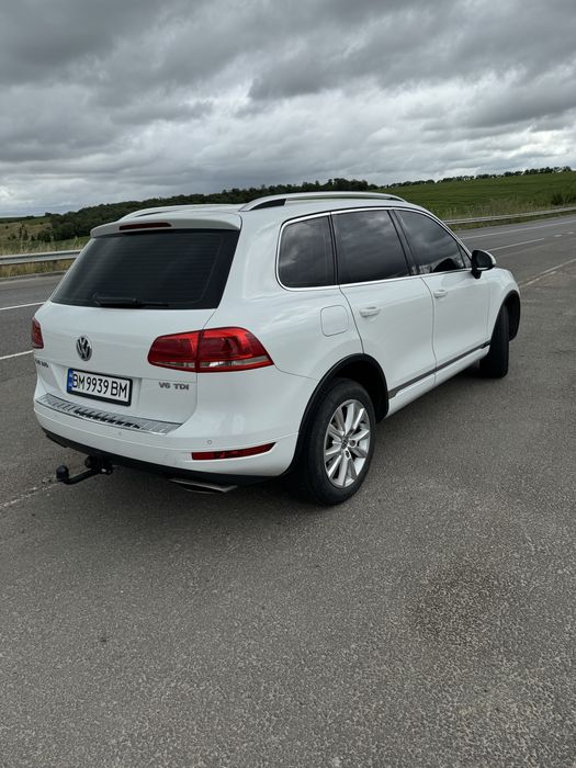 Volkswagen Touareg 3.0TDI Highline Official