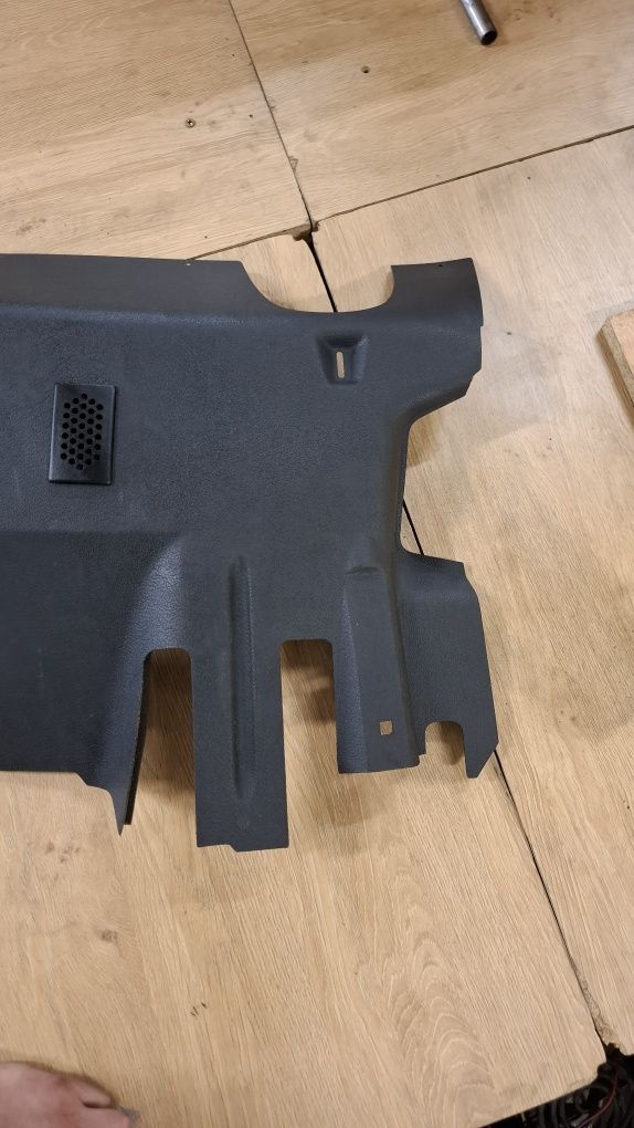 Osłona na nogi pod kierownice Bmw e30