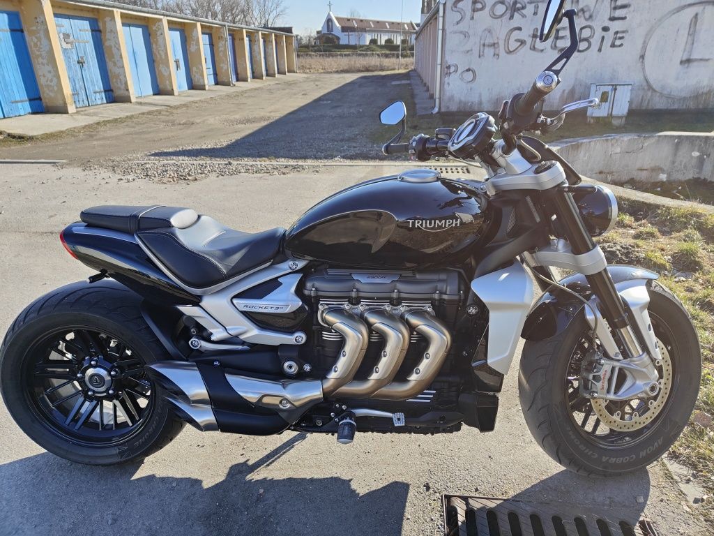 Triumph Rocket 3 R
