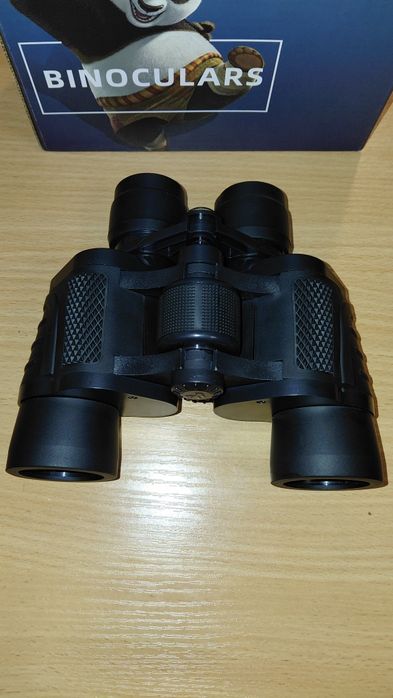 Бінокль          .