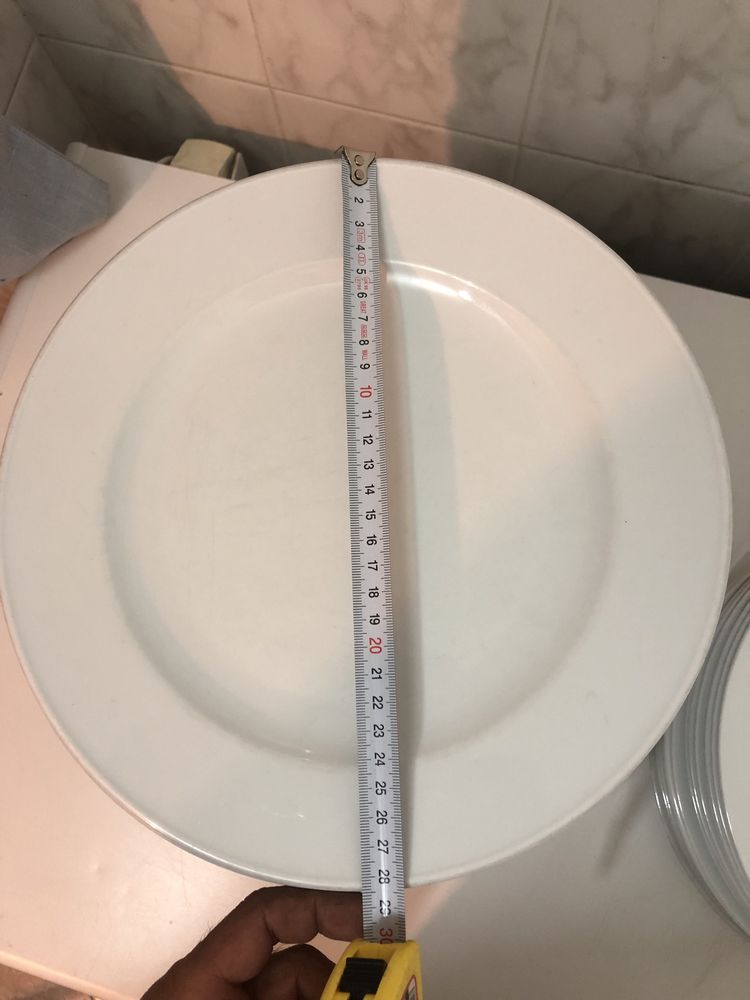 Pratos de restaurante 28,5 cm e 27 cm