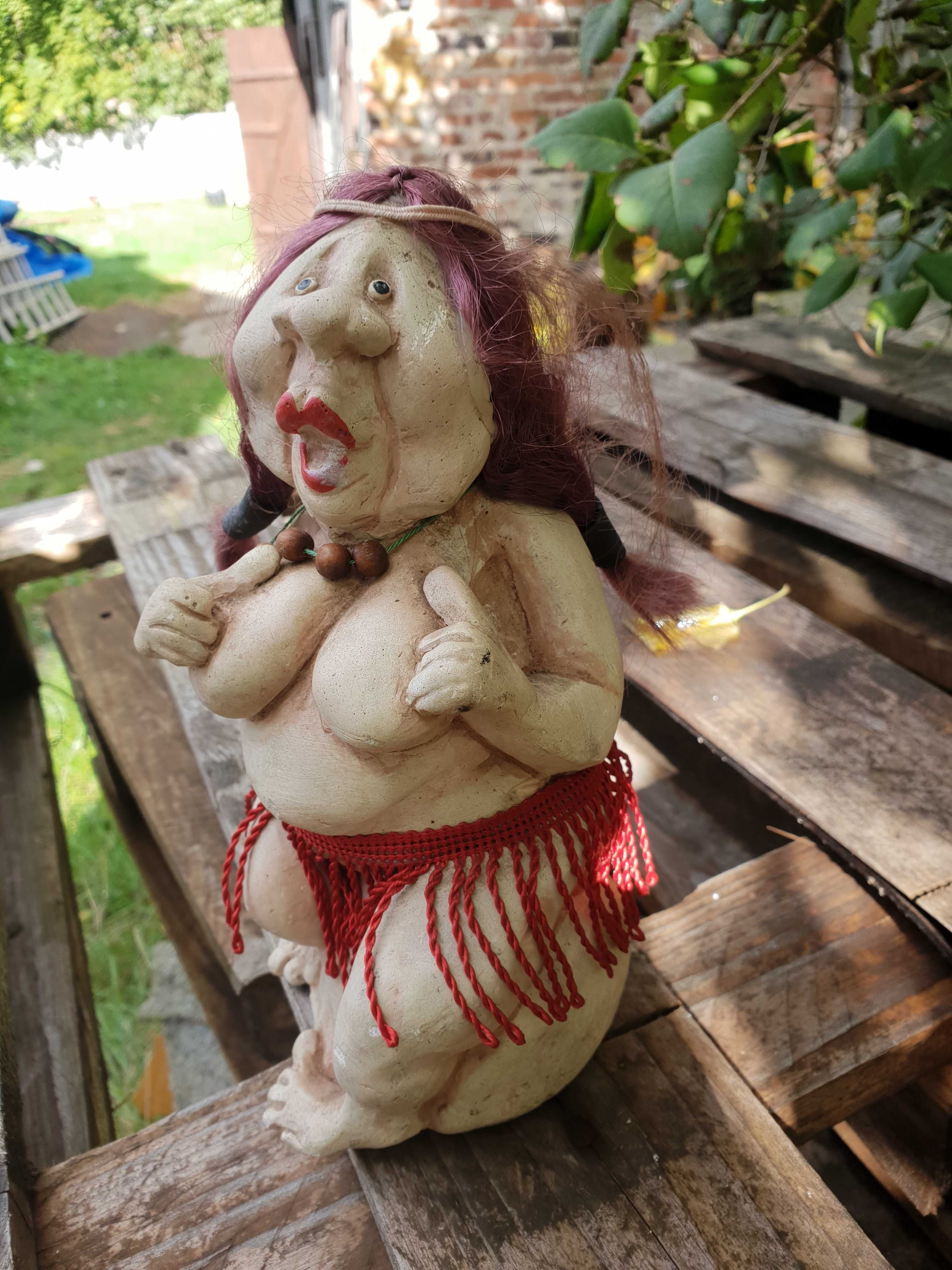 Figurka indianinki