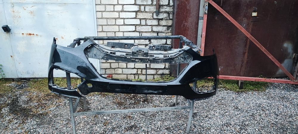 Бампер передній хундай ix35 оригінальний