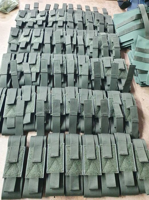 Швейний цех, приймає замовлення на пошиття військових виробів