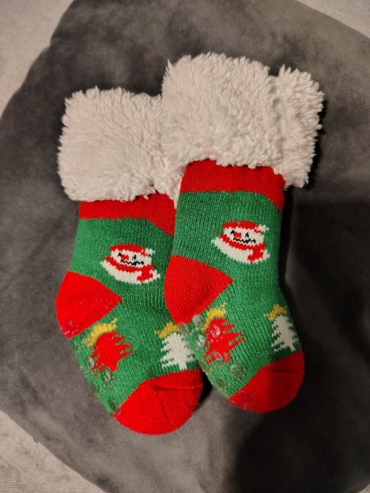 Dziecięce karpetki świąteczne r. 15-18