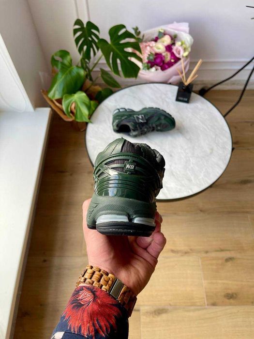 Кросівки New Balance 1906R Dark Olive premium