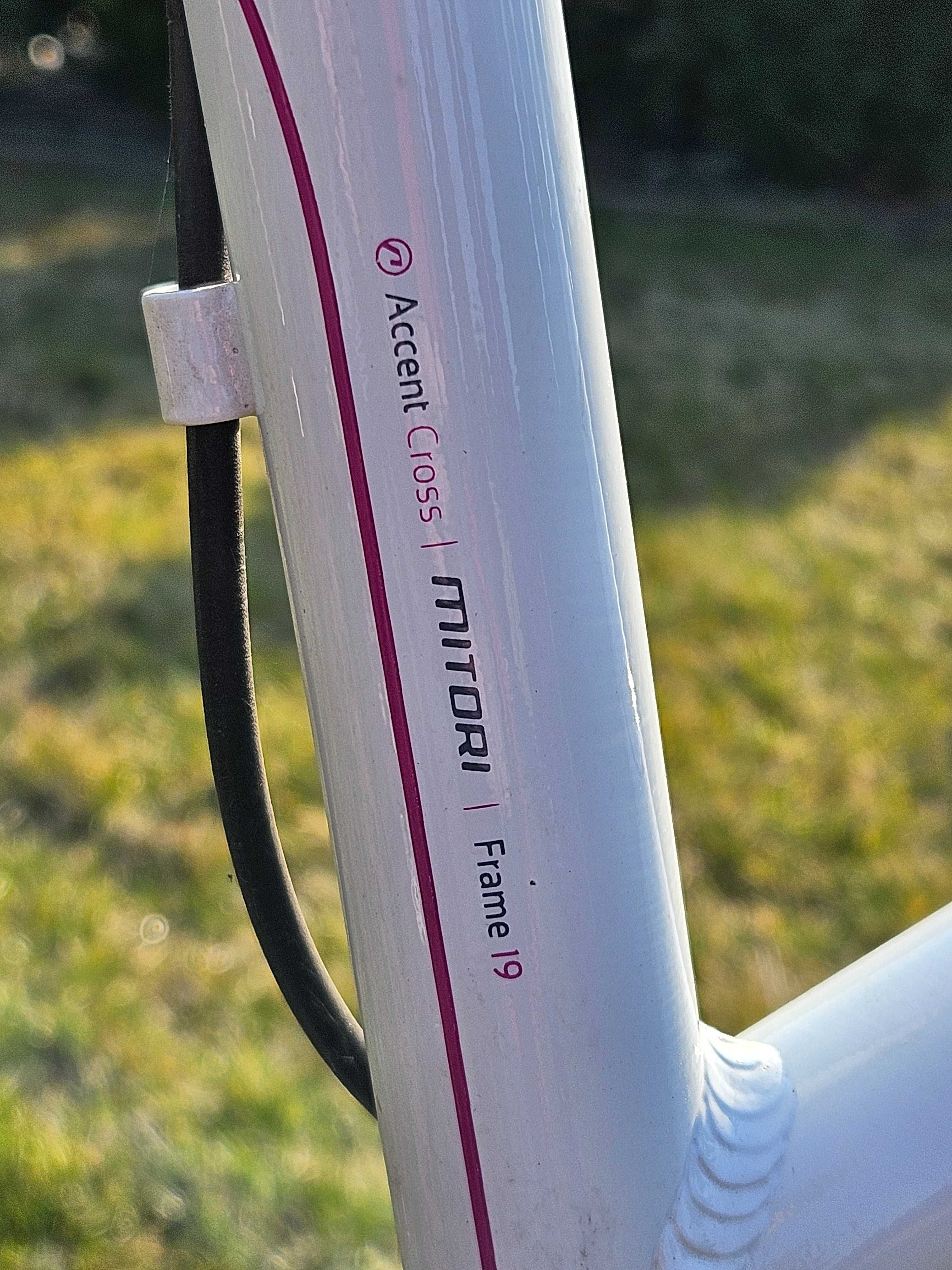 Rower Accent Mitori 19" Deore LX