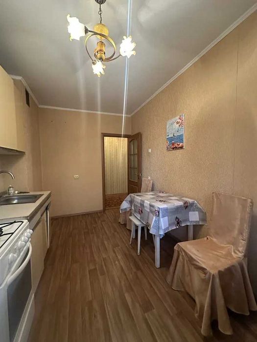 3-комнатная квартира, чешка 3/9 Киевский р-н, мкрн. Вузовский, Таирова