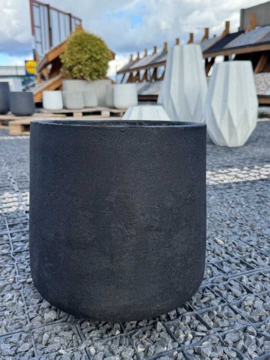 Donica betonowa Contur, Czarna Ogrodowa, do roślin  47x42 cm 1 szt