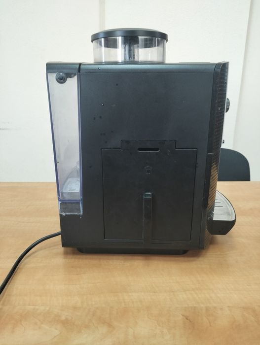 Кавомашина Krups EA81