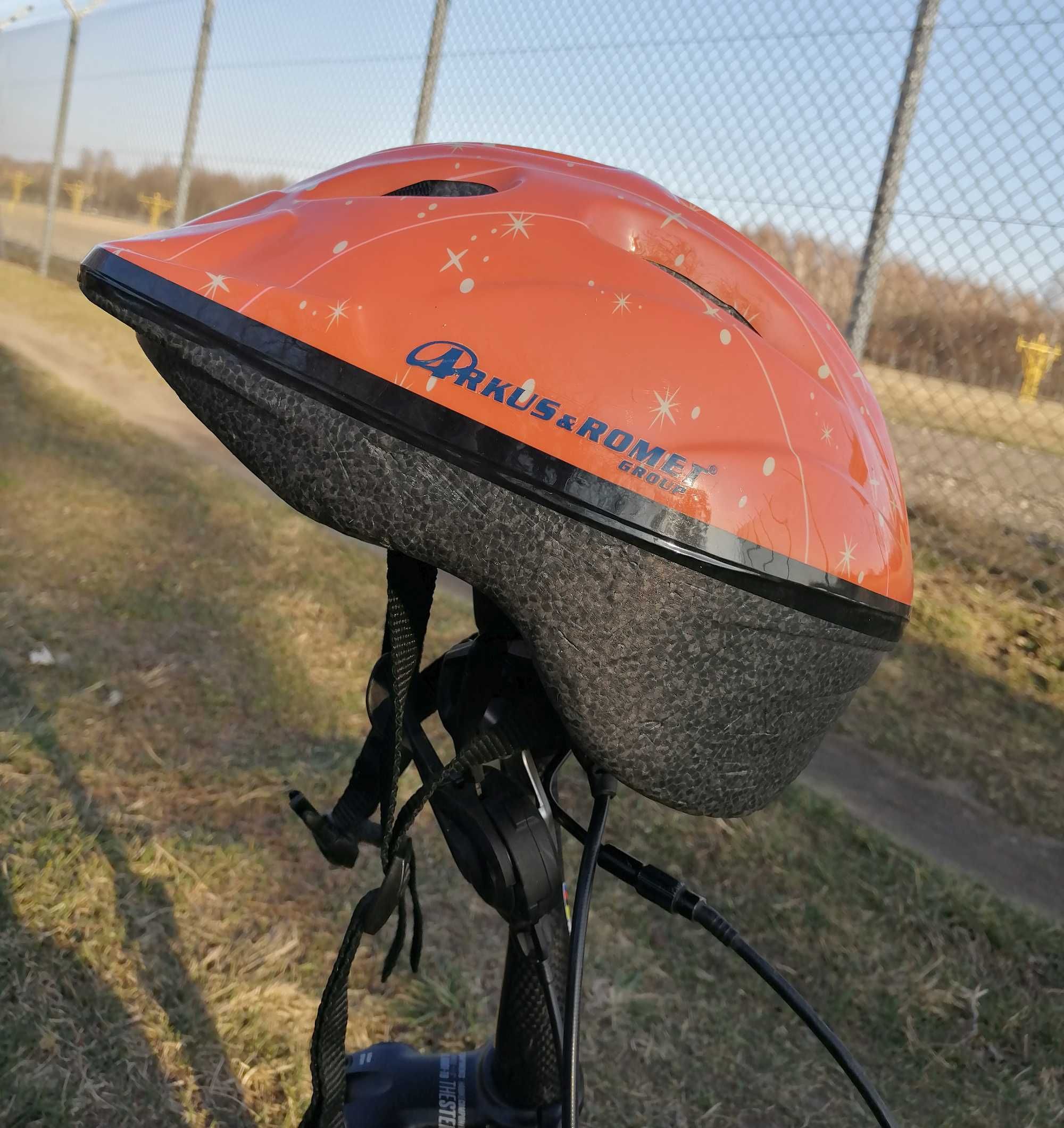 Kask rowerowy rozmiar S, regulowany