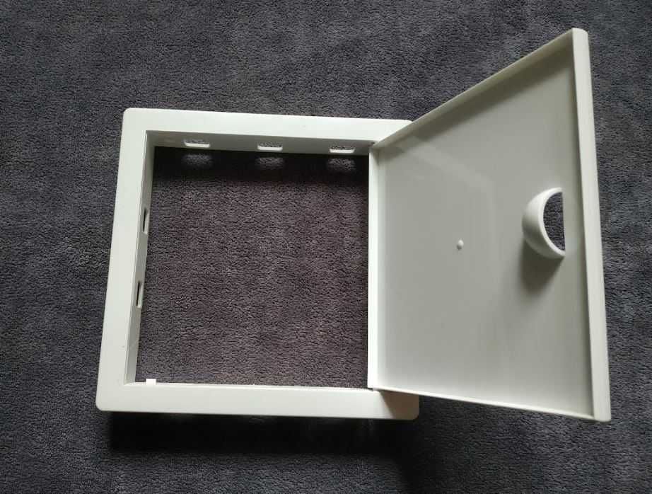 Osłona rewizyjna do wentylacji w kolorze białym 15x15cm
