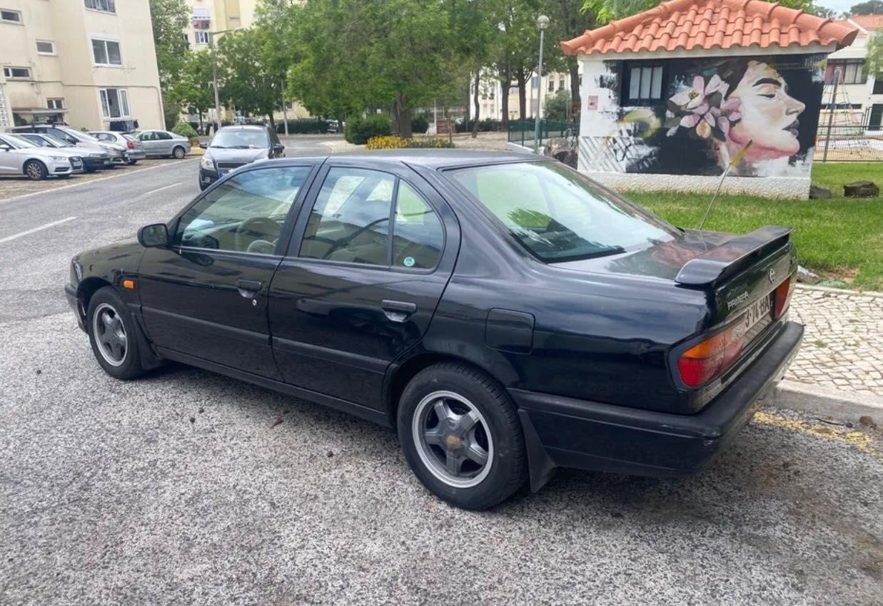 Nissan PRIMERA 1992