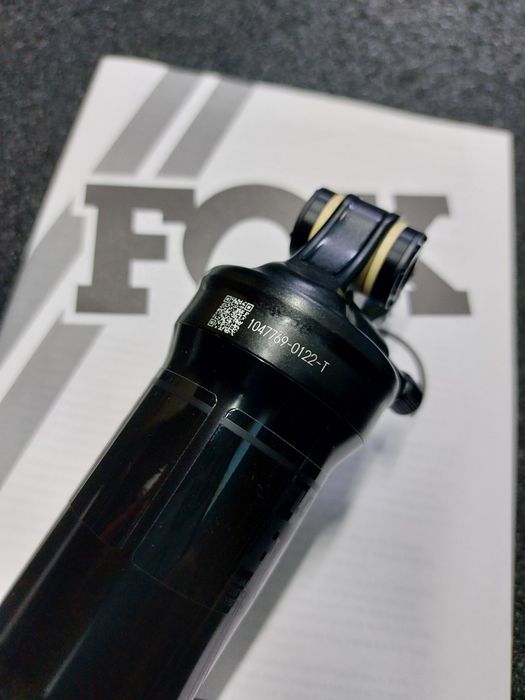 Nowy damper Fox Performance Elite DPS 190x40 Remote